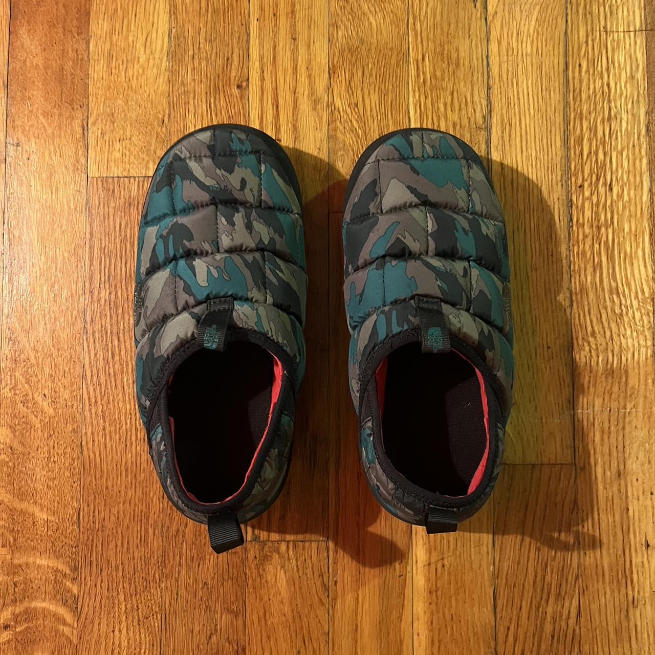 mens north face slippers sale