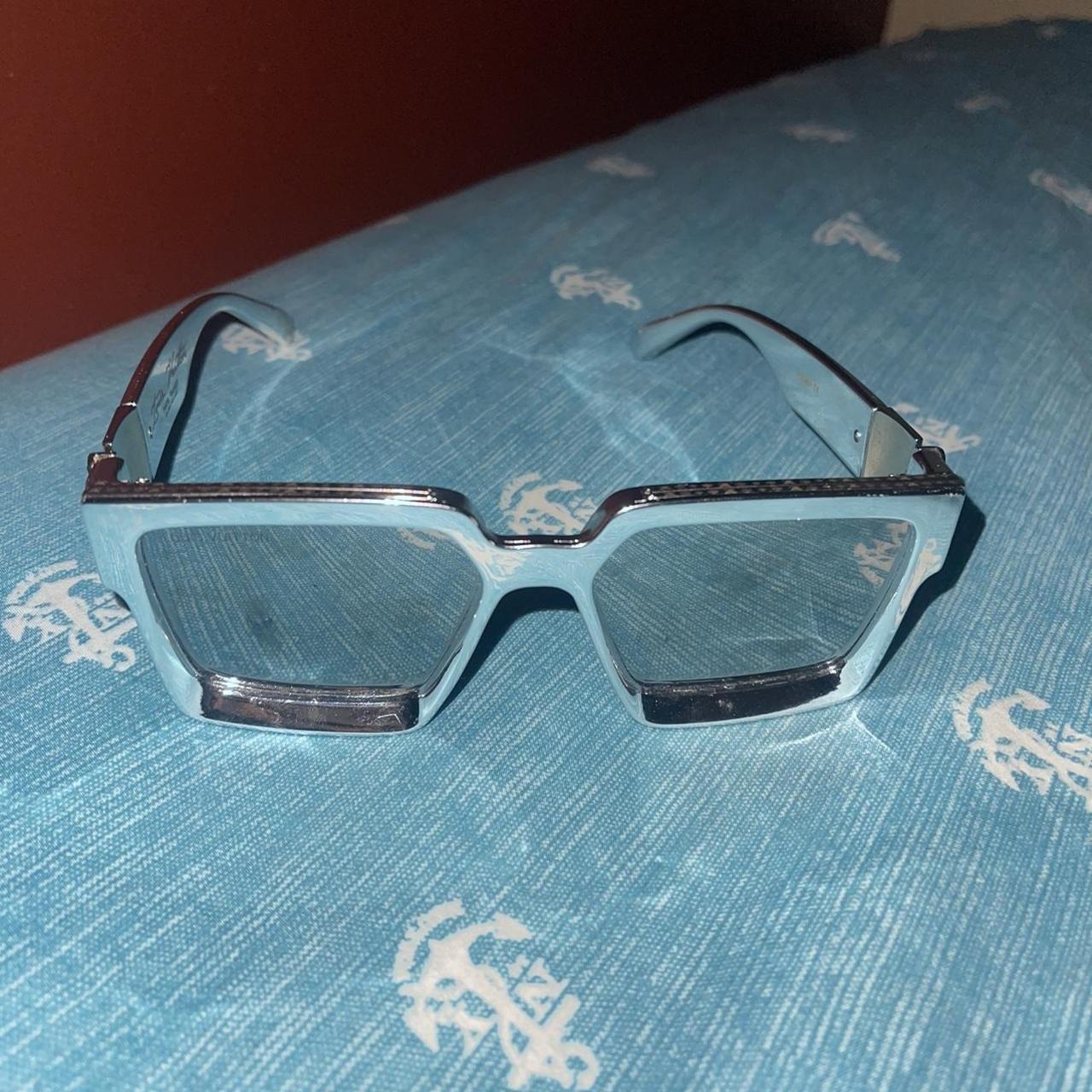 These Louis Vuitton Cyclone glasses are pretty new - Depop