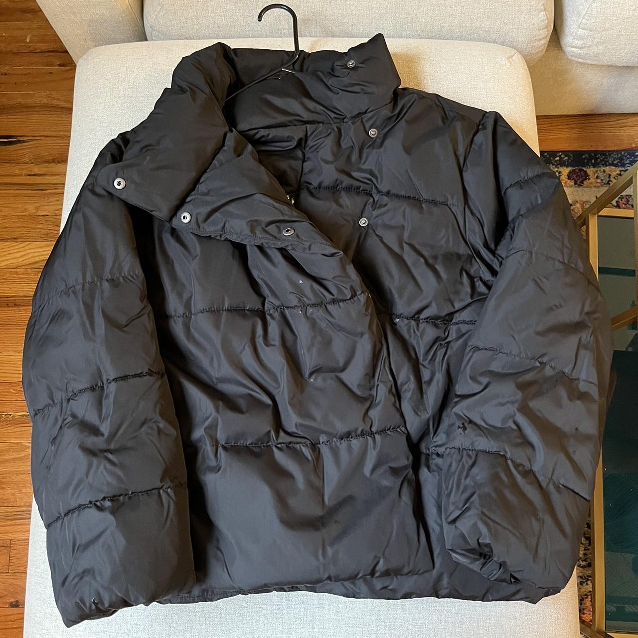 Old Navy Black Puffer Jacket Size XL #oldnavy... - Depop