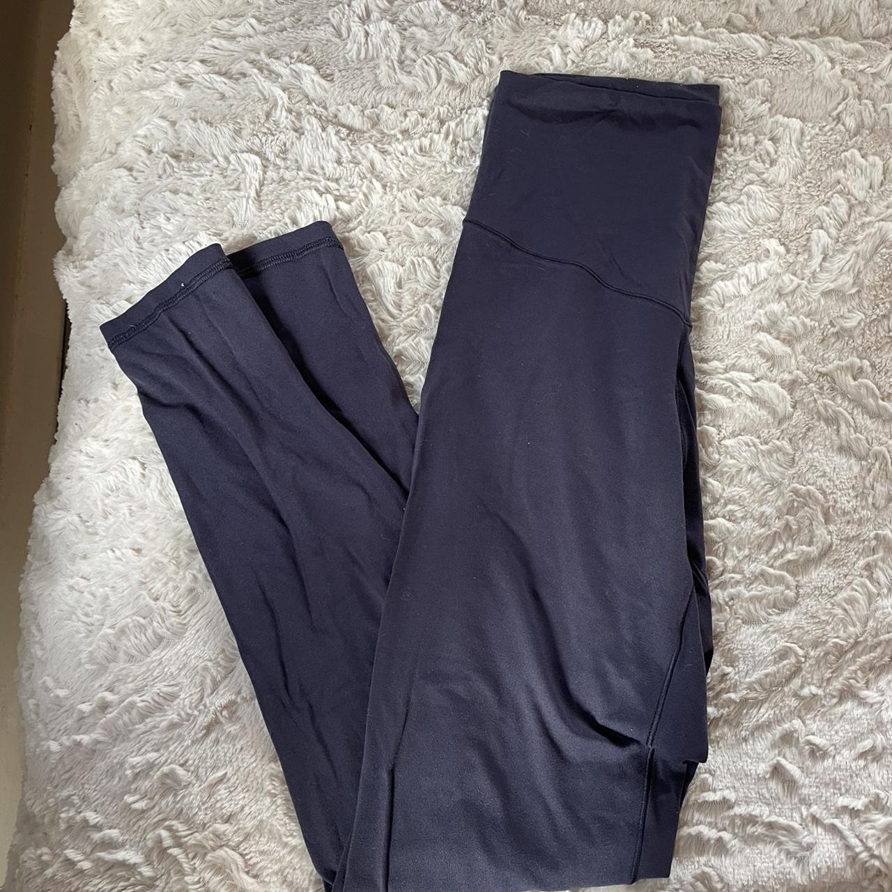 Aerie Women's Navy Leggings | Depop