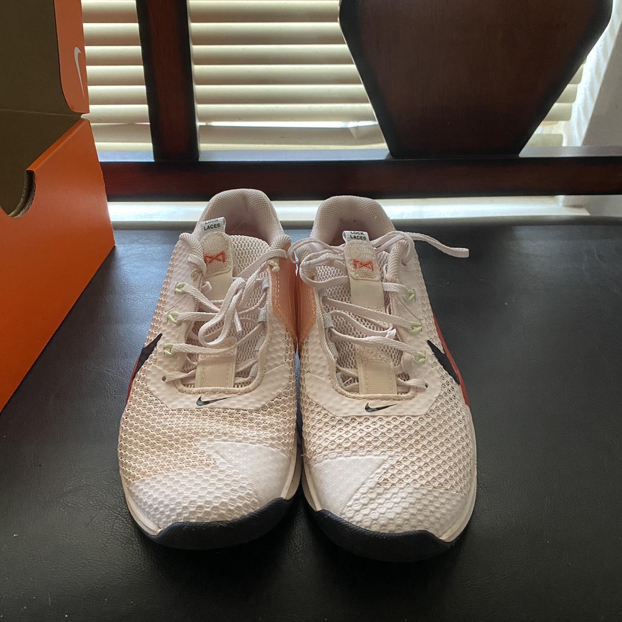 metcon nike pink