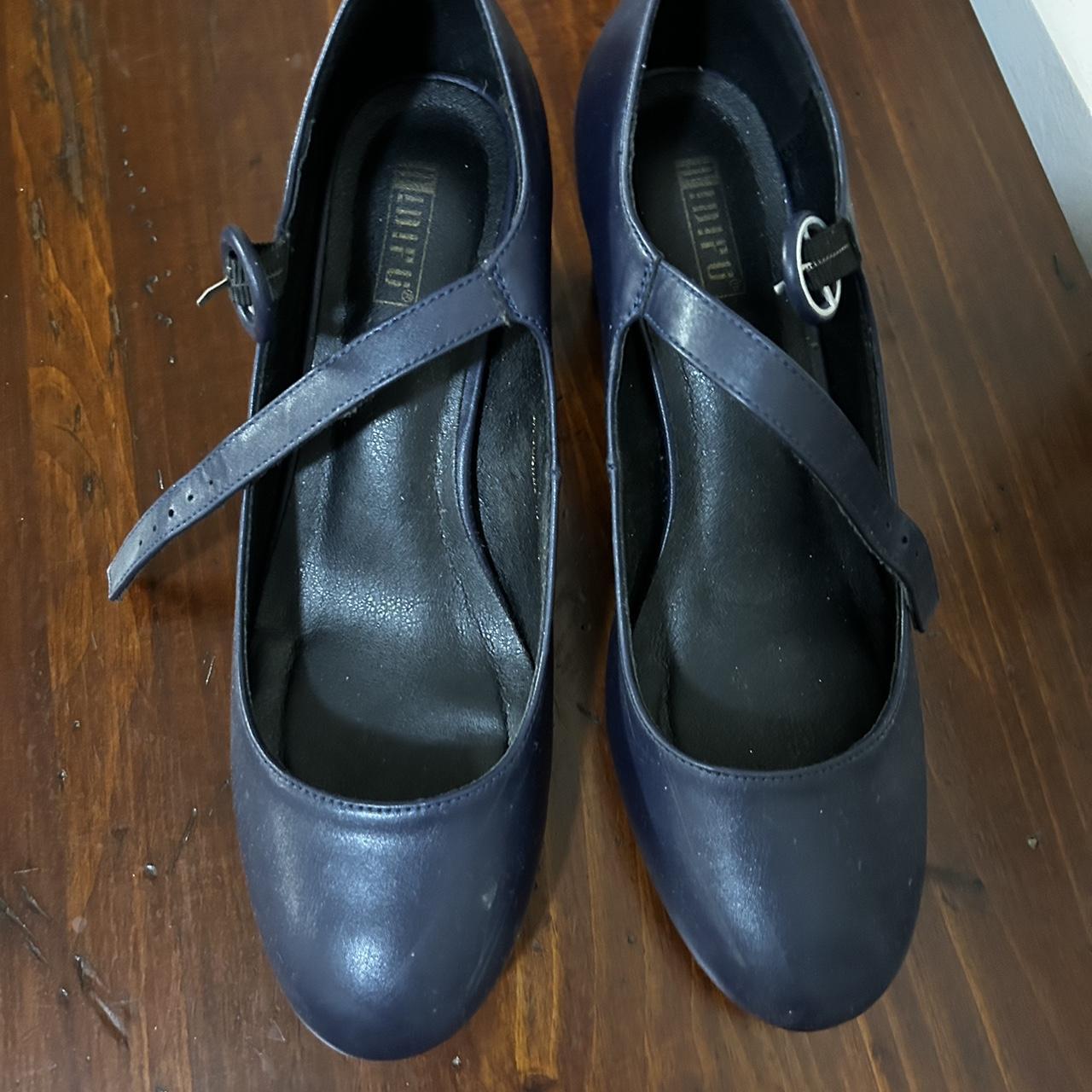 navy blue heels amazon