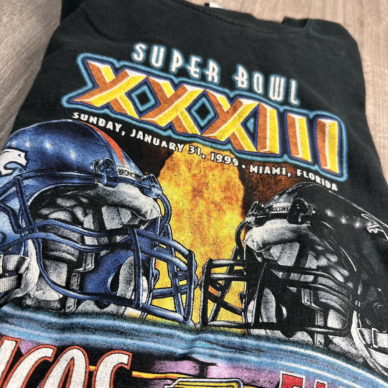 Vintage 1999 SUPERBOWL T-shirt Has stains shown - Depop