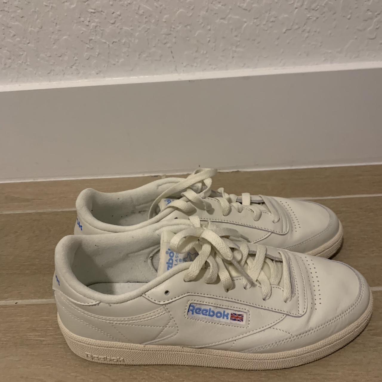 Reebok Men's Cream Trainers | Depop