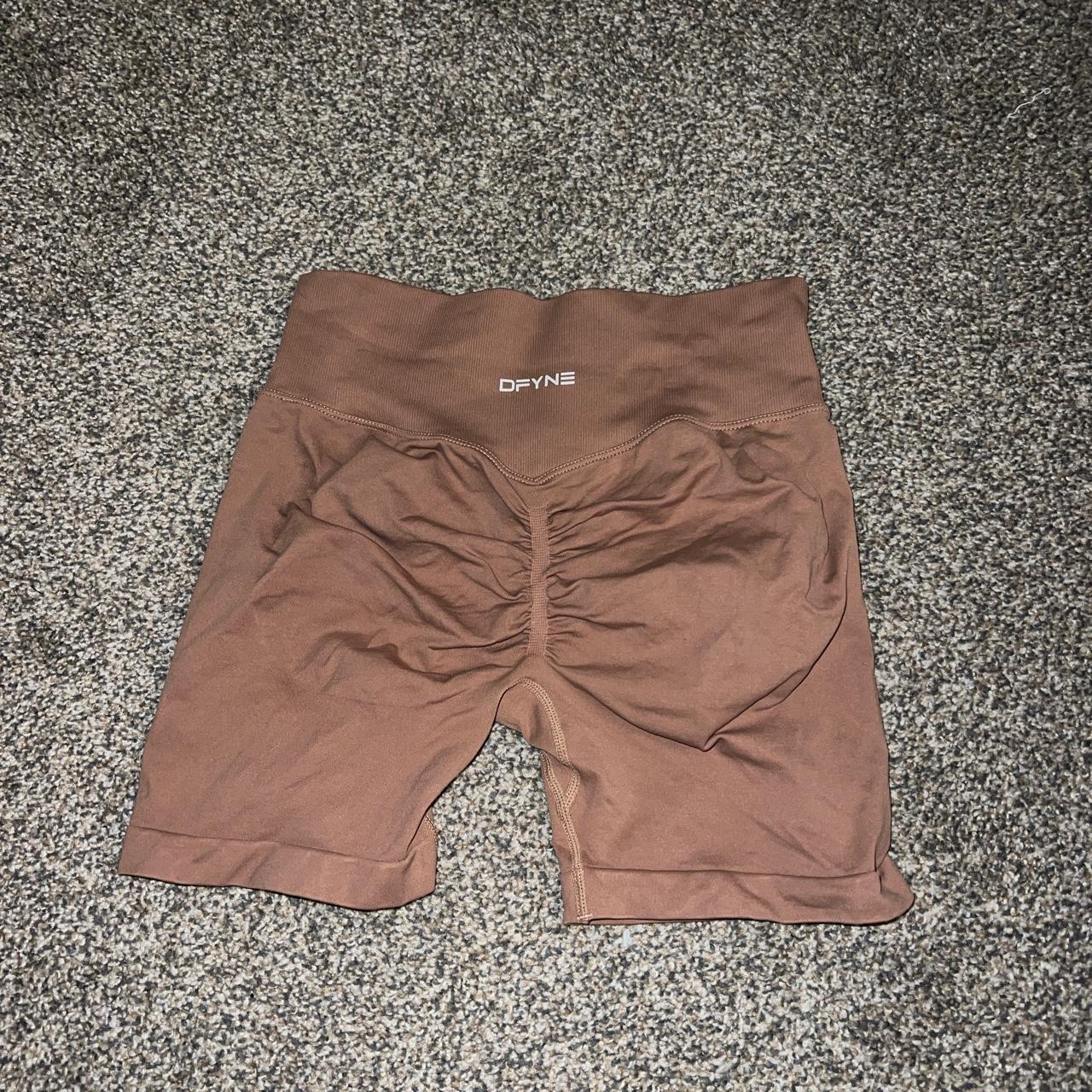 dfyne shorts