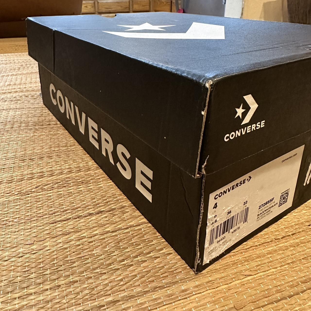 Box store converse original