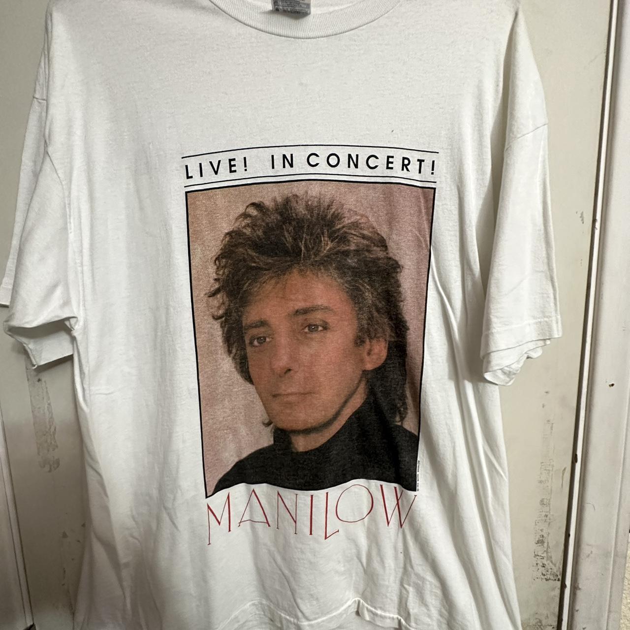 Men’s Vintage 90s Barry Manilow 1993 Greatest Hits...