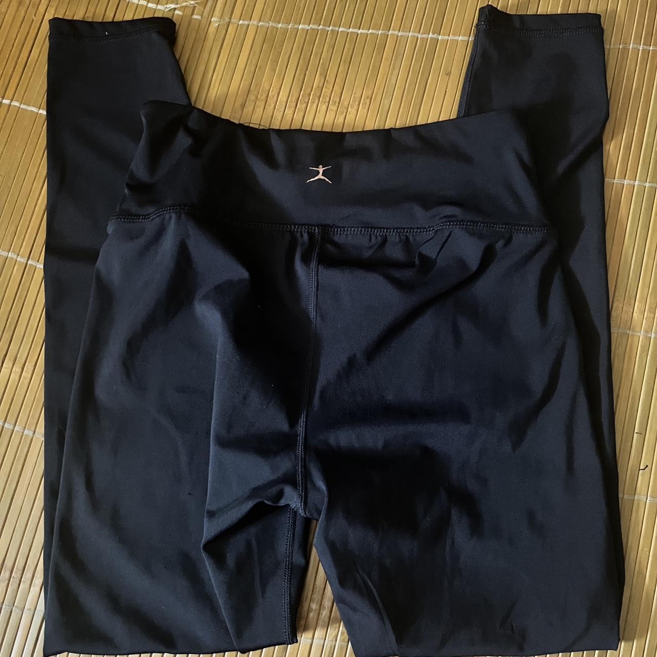 FREEBIES INCLUDED] Danskin Now size Small fitted - Depop