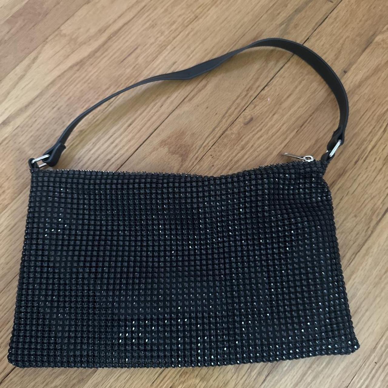 item listed by daniela_gagliardo