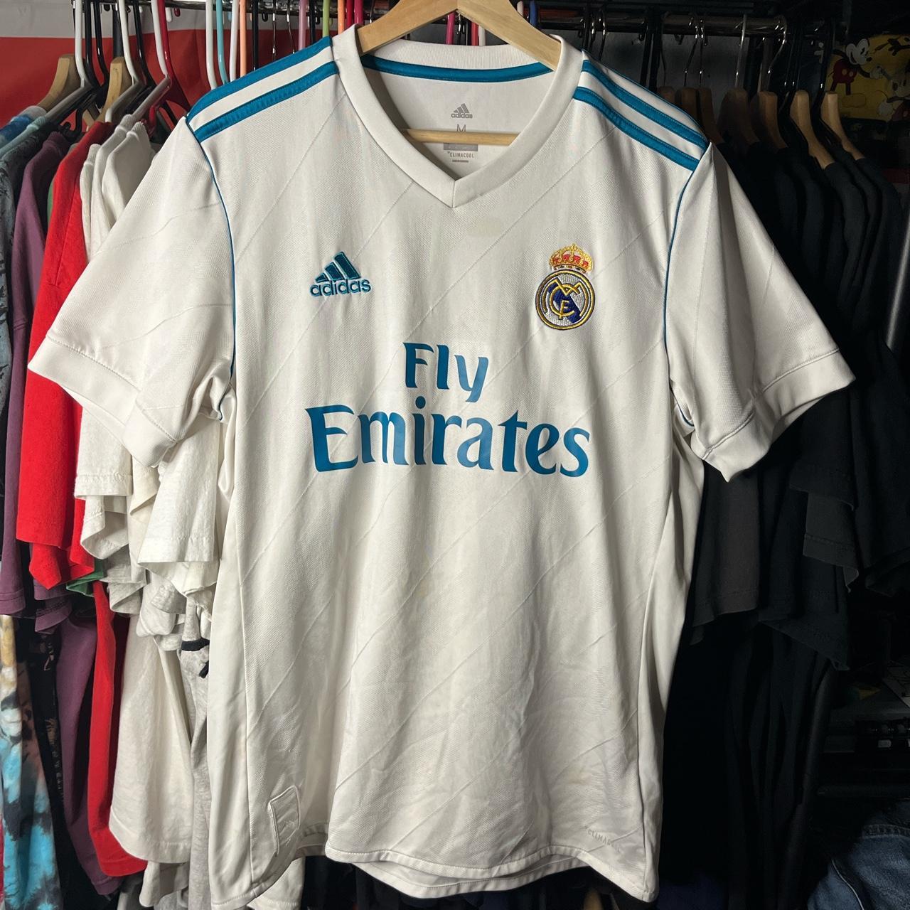 17’ Adidas Real Madrid Jersey. Beautiful jersey... - Depop