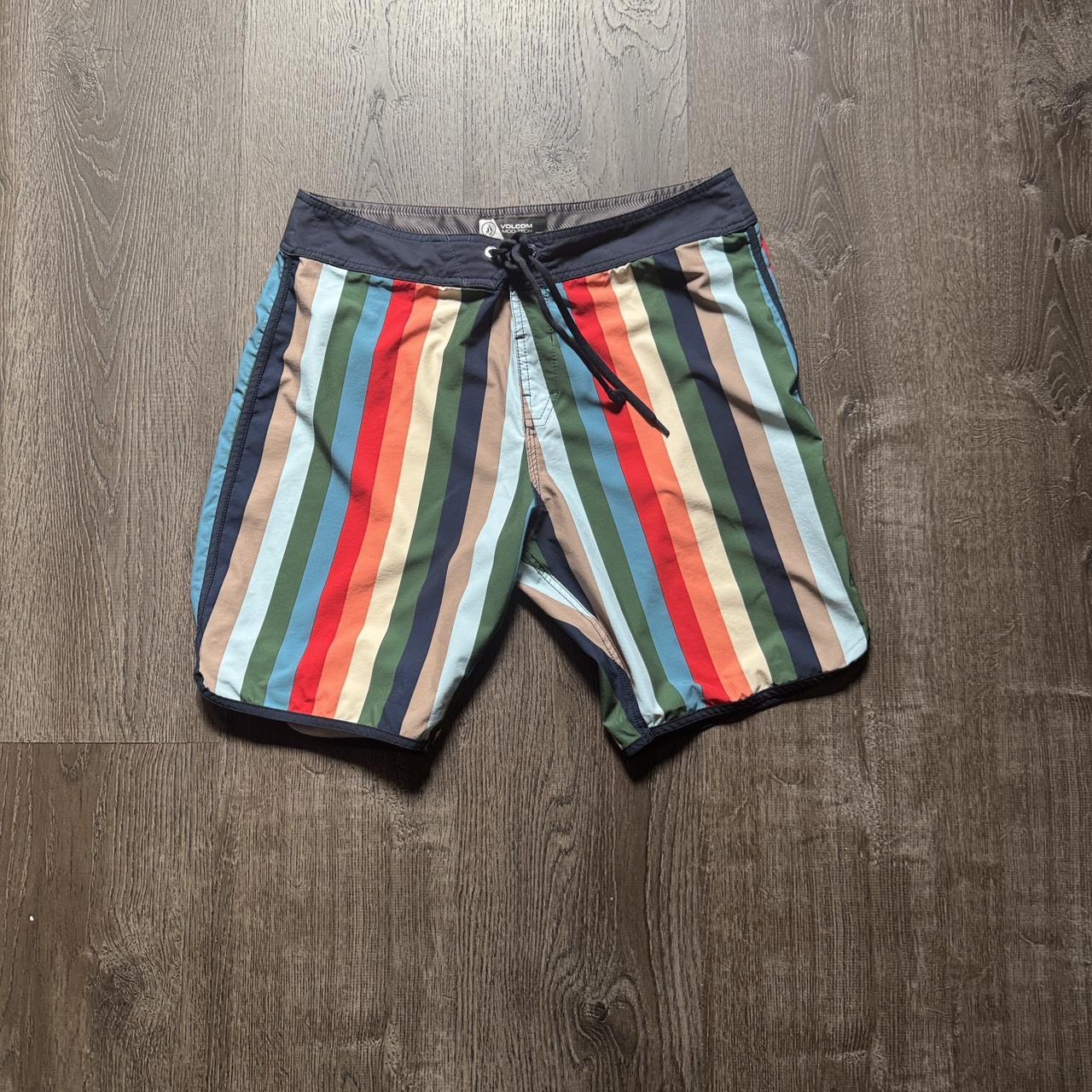 Volcom Men's Shorts - Multi - 34" – Volcom multi-… - image 1