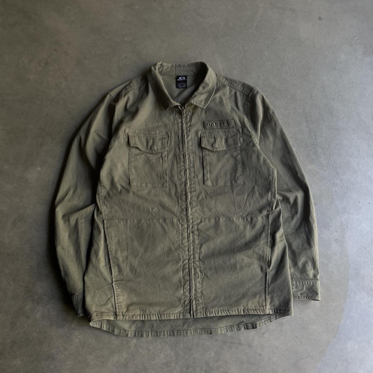 Vintage Oakley Work Jacket Size XL 22 x 29 Depop