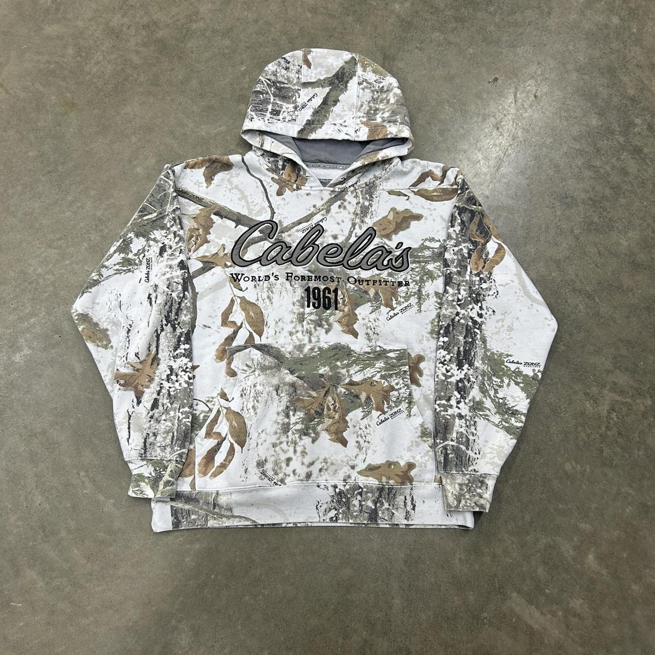 Realtree Cabelas Heavyweight Hoodie Size Medium 22.5 Depop