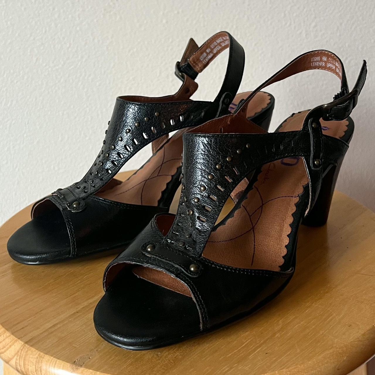 Clarks black hot sale sandals heels