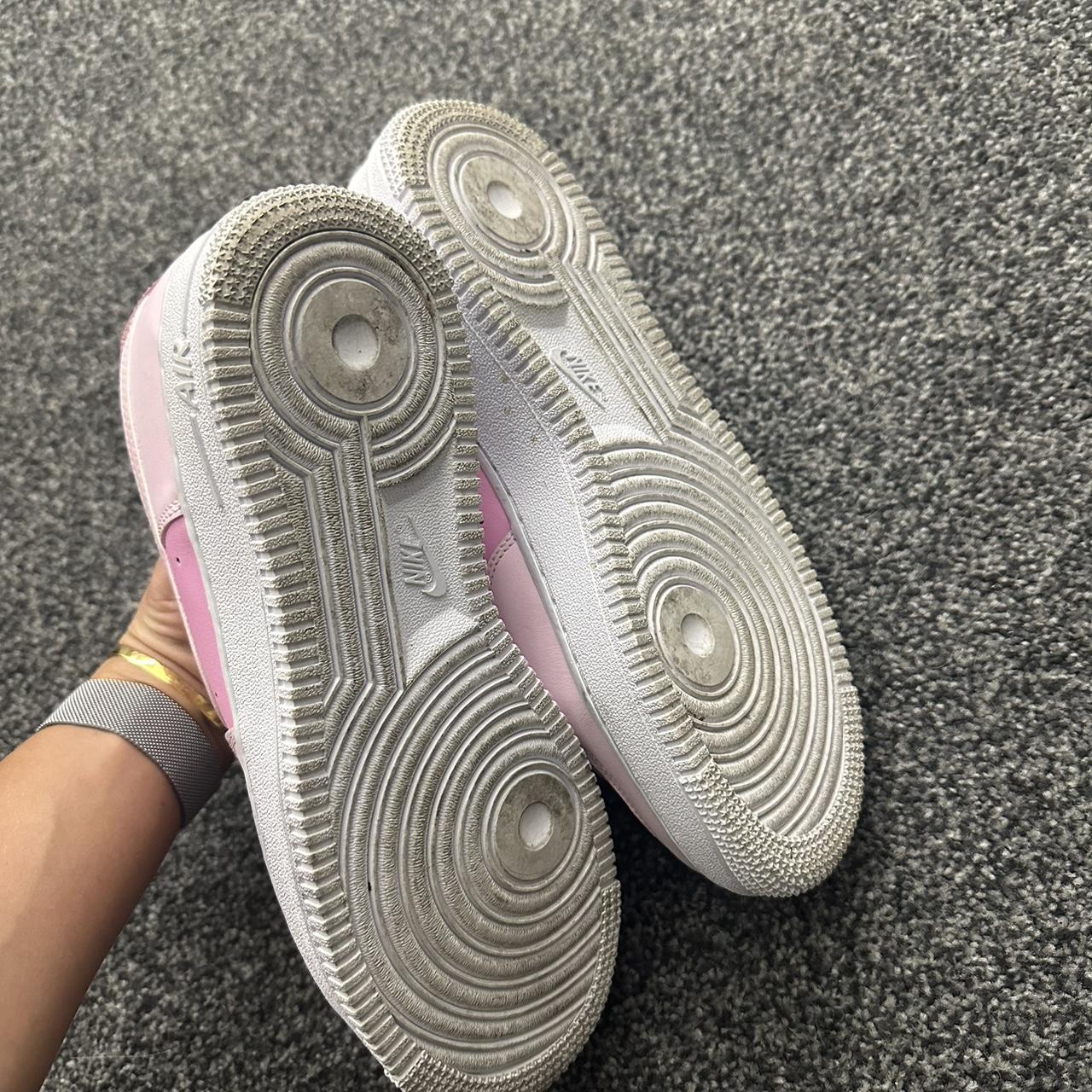 air force one have a nike day pink