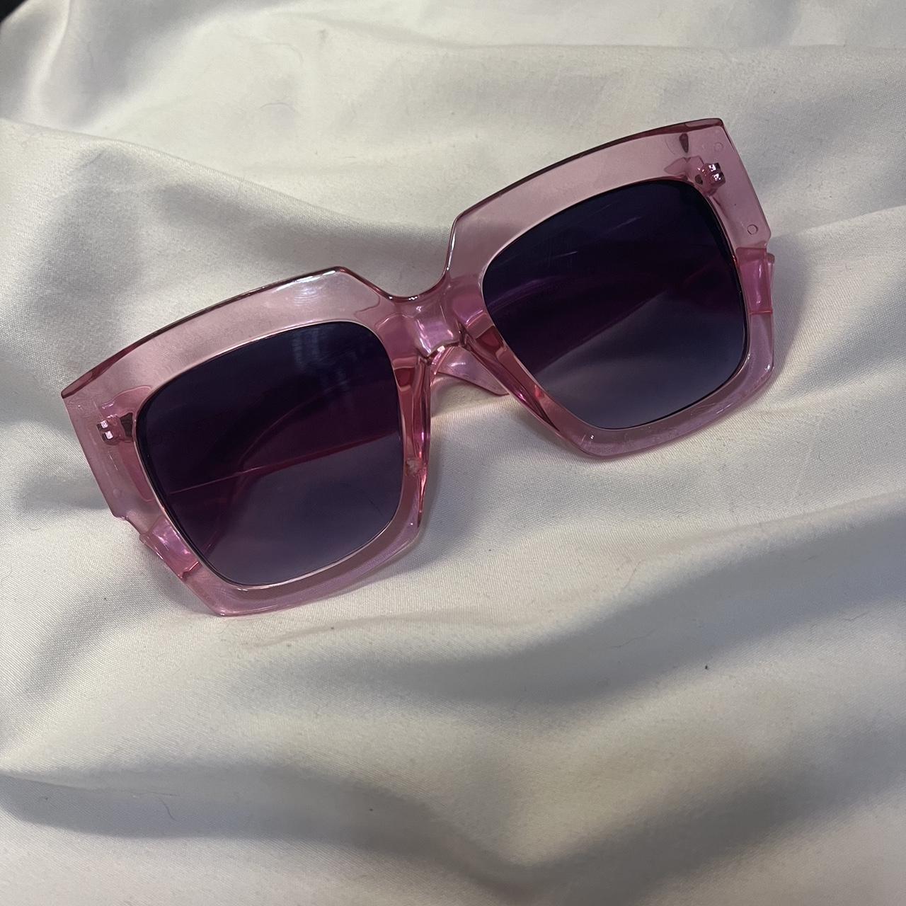 Frye and co hot pink sunglasses summer sunglasses... Depop