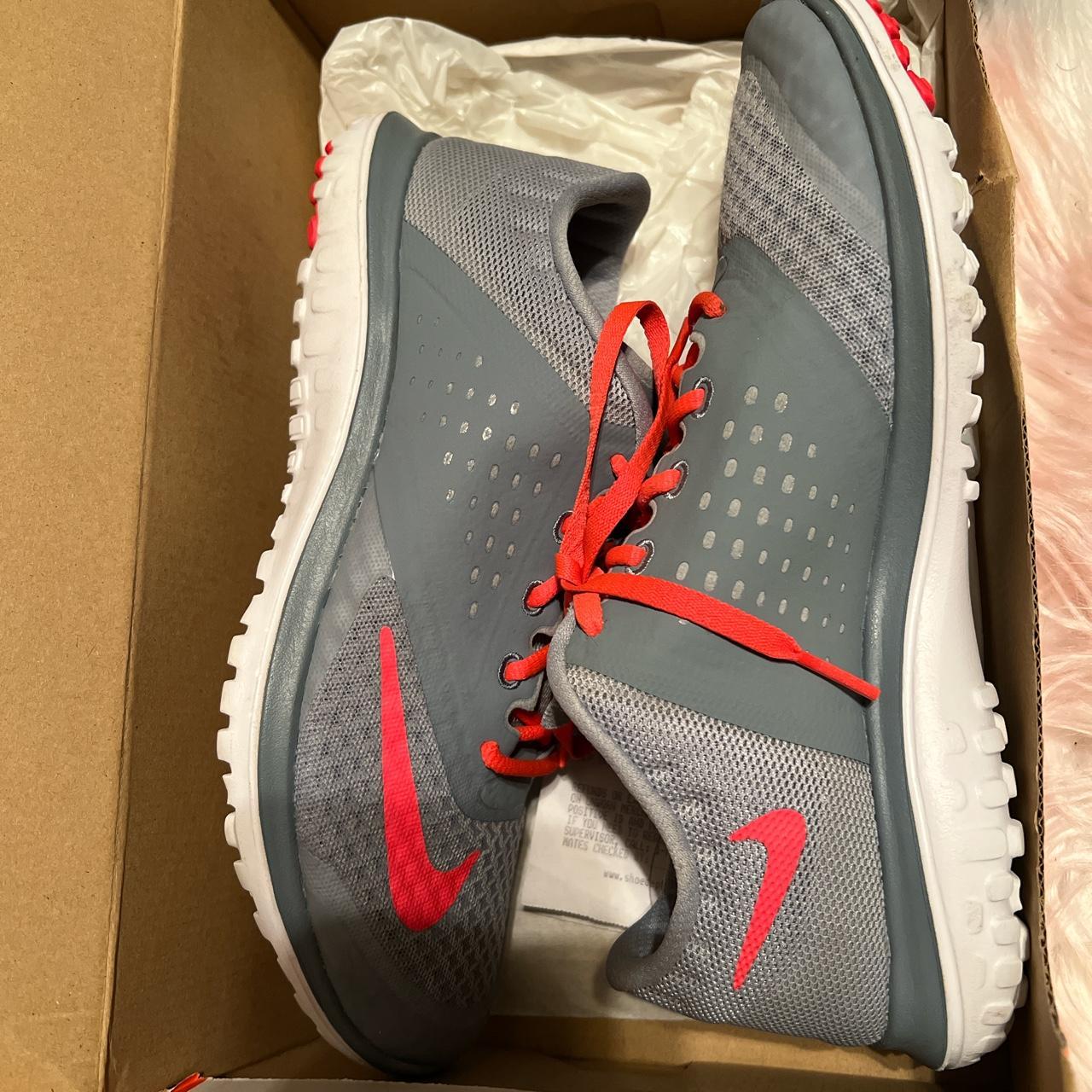 pink and gray nike women's shoes