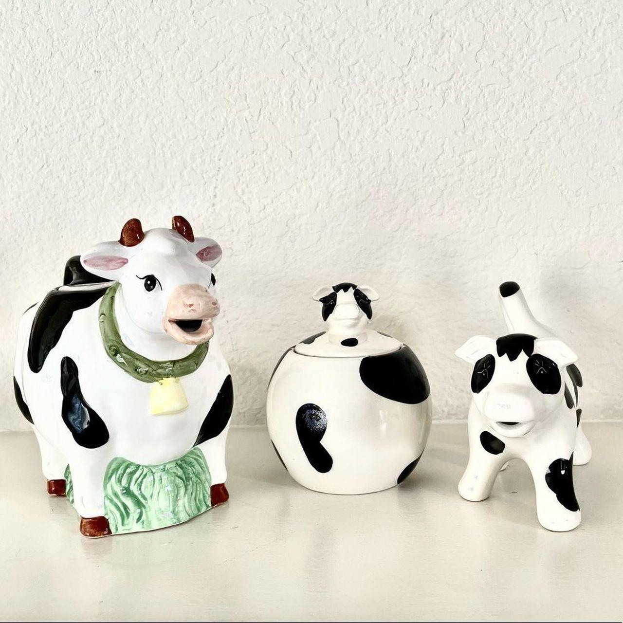 Cow tea set with teapot, creamer and sugar popular