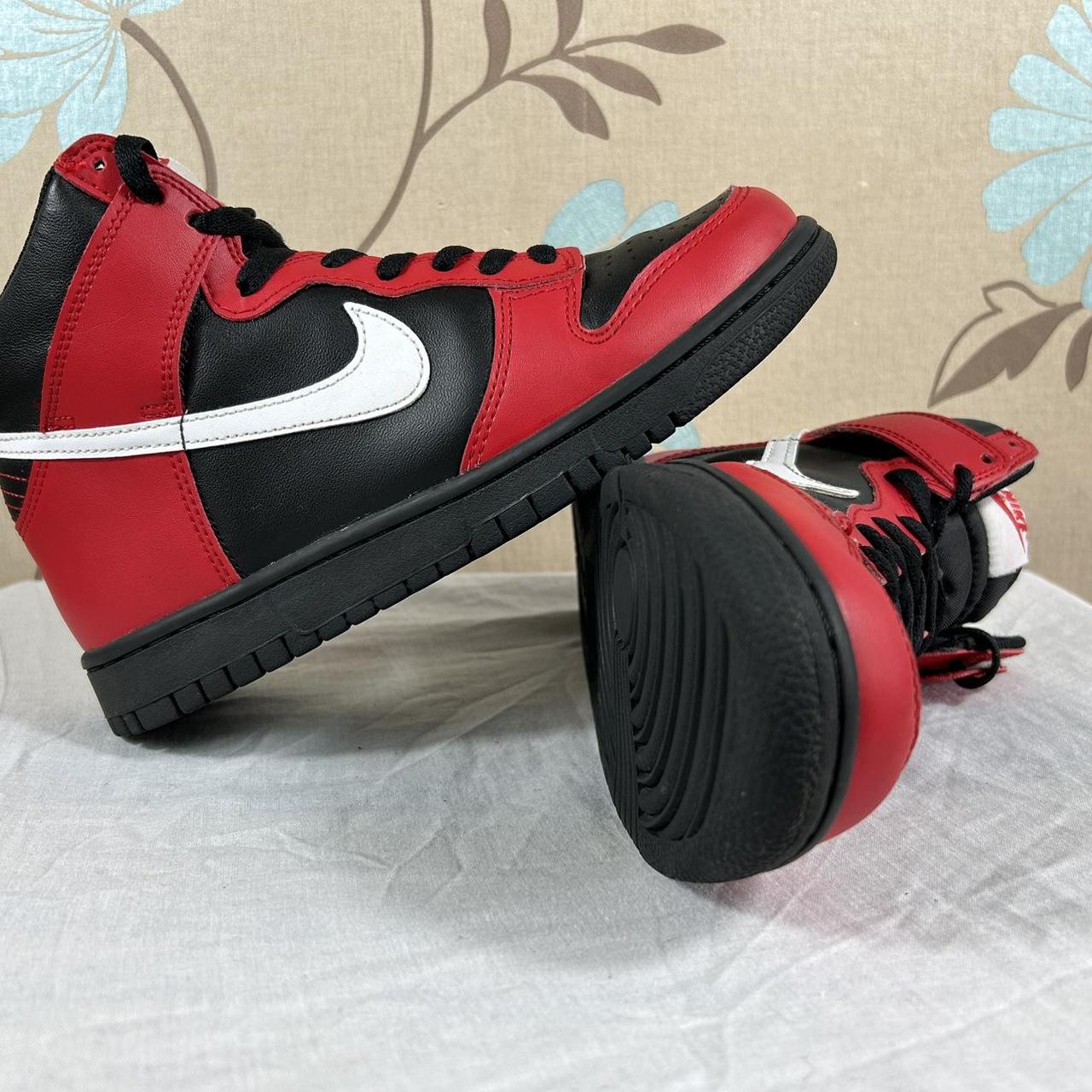 dunk high black action red