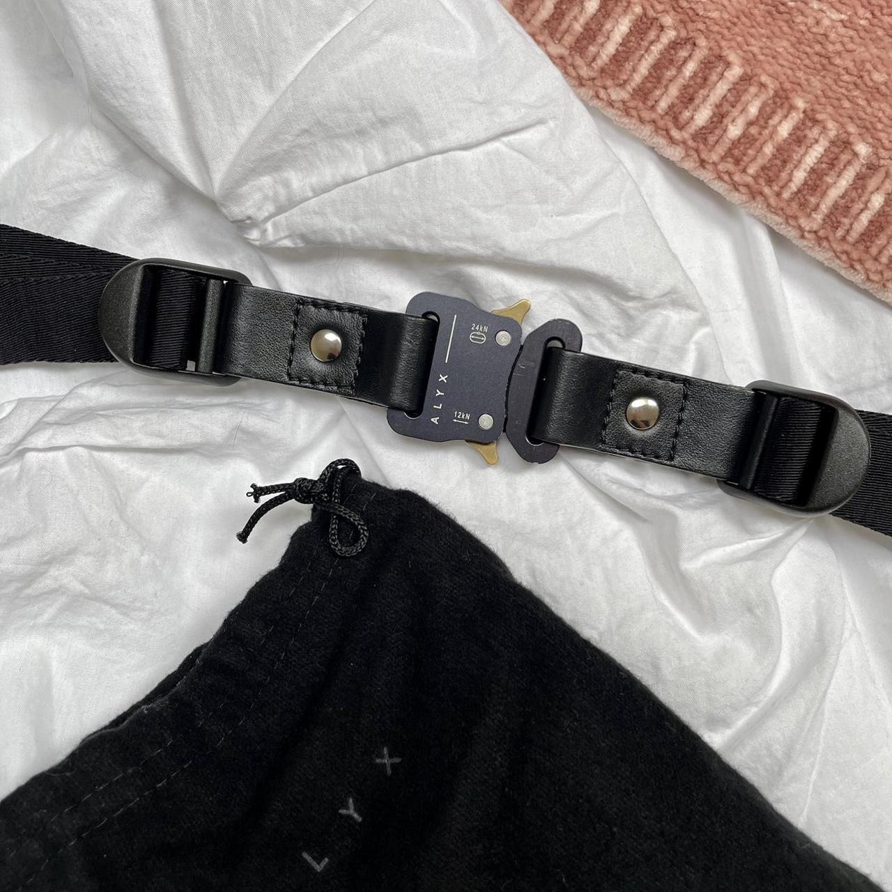 Rollercoaster belt outlet