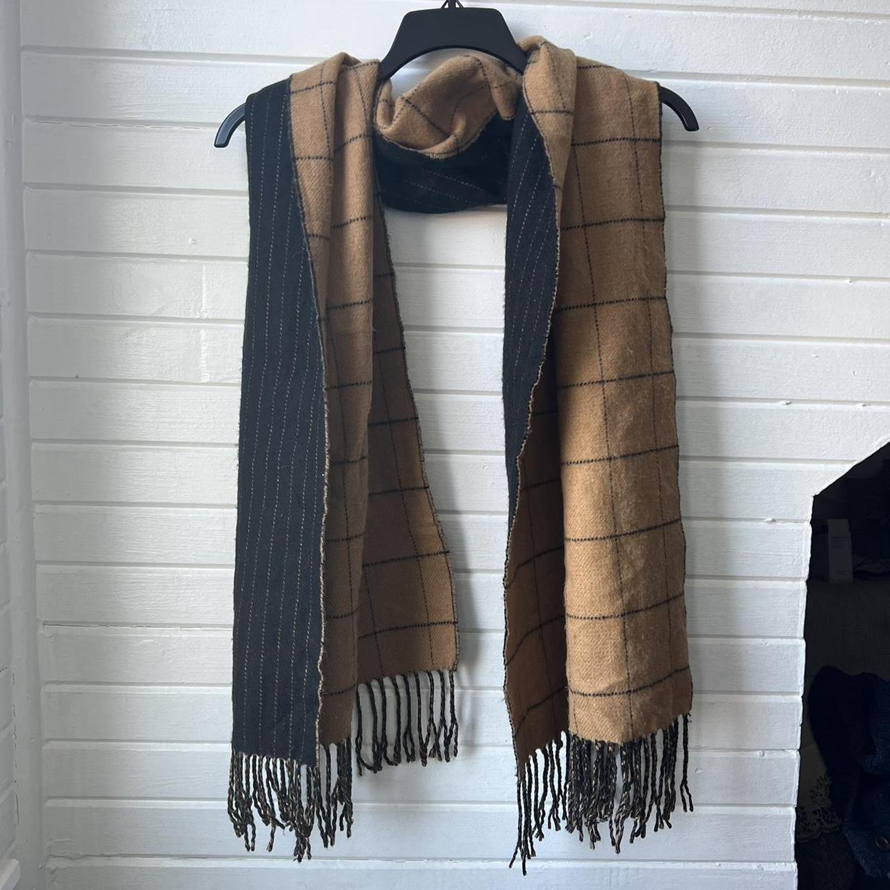 Black/ yellow reversible thick blanket scarf... Depop