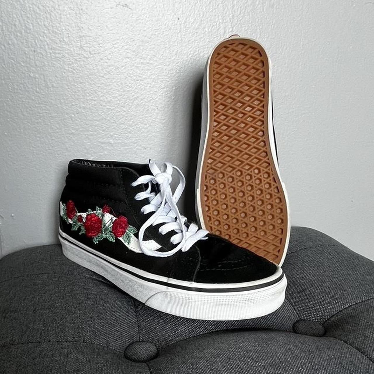 Rose design fashion vans