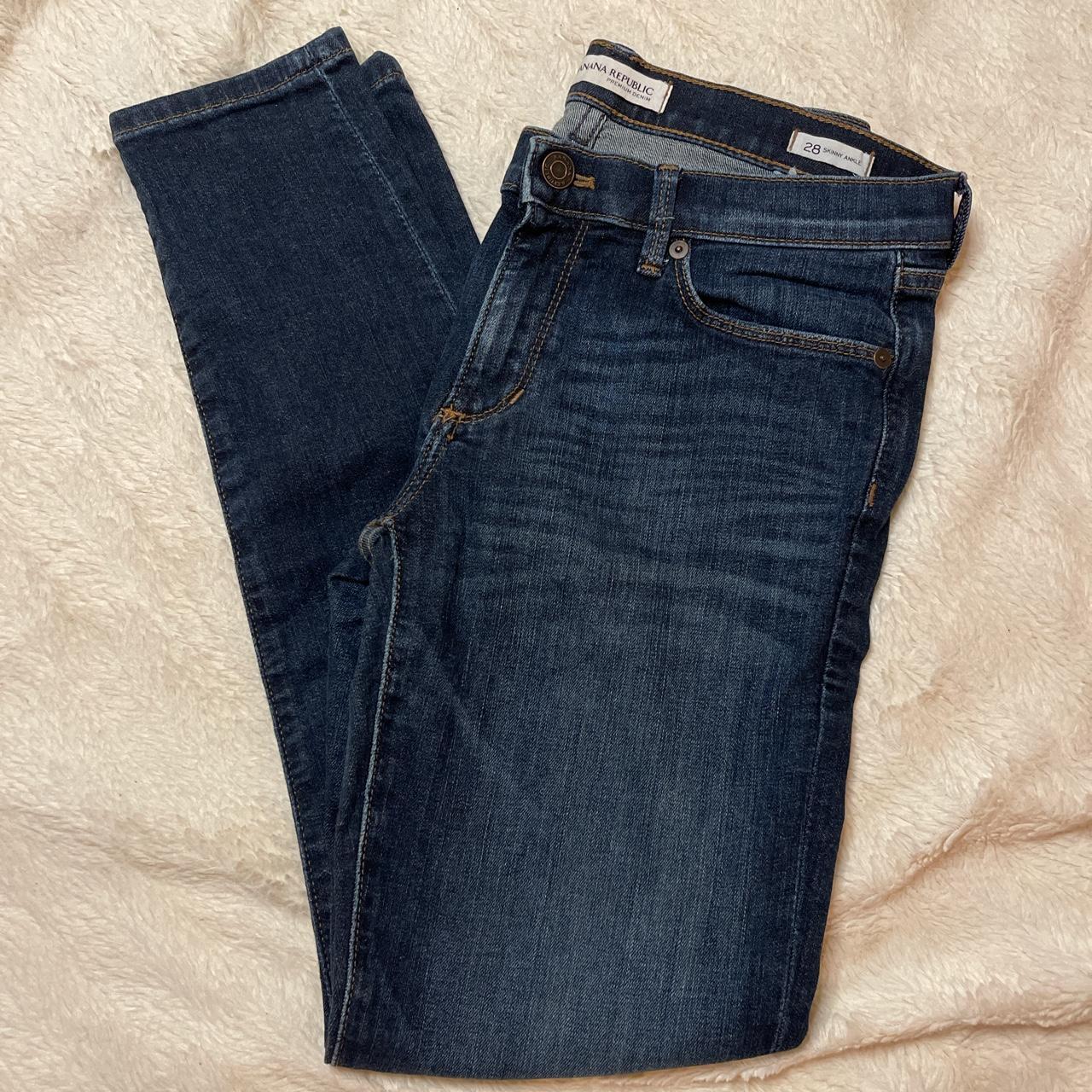 Banana Republic skinny ankle jeans Leg opening