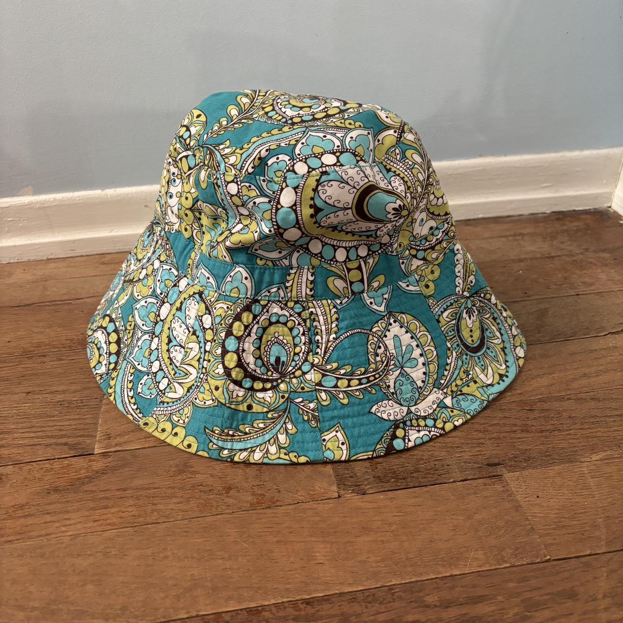 Vera Bradley Reversible Paisley deals Peacock Pattern Bucket Hat Sun Hat