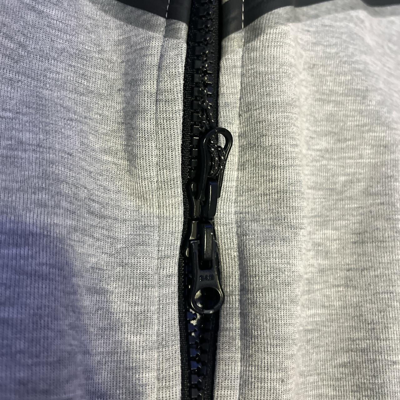 mens grey nike tech fleece