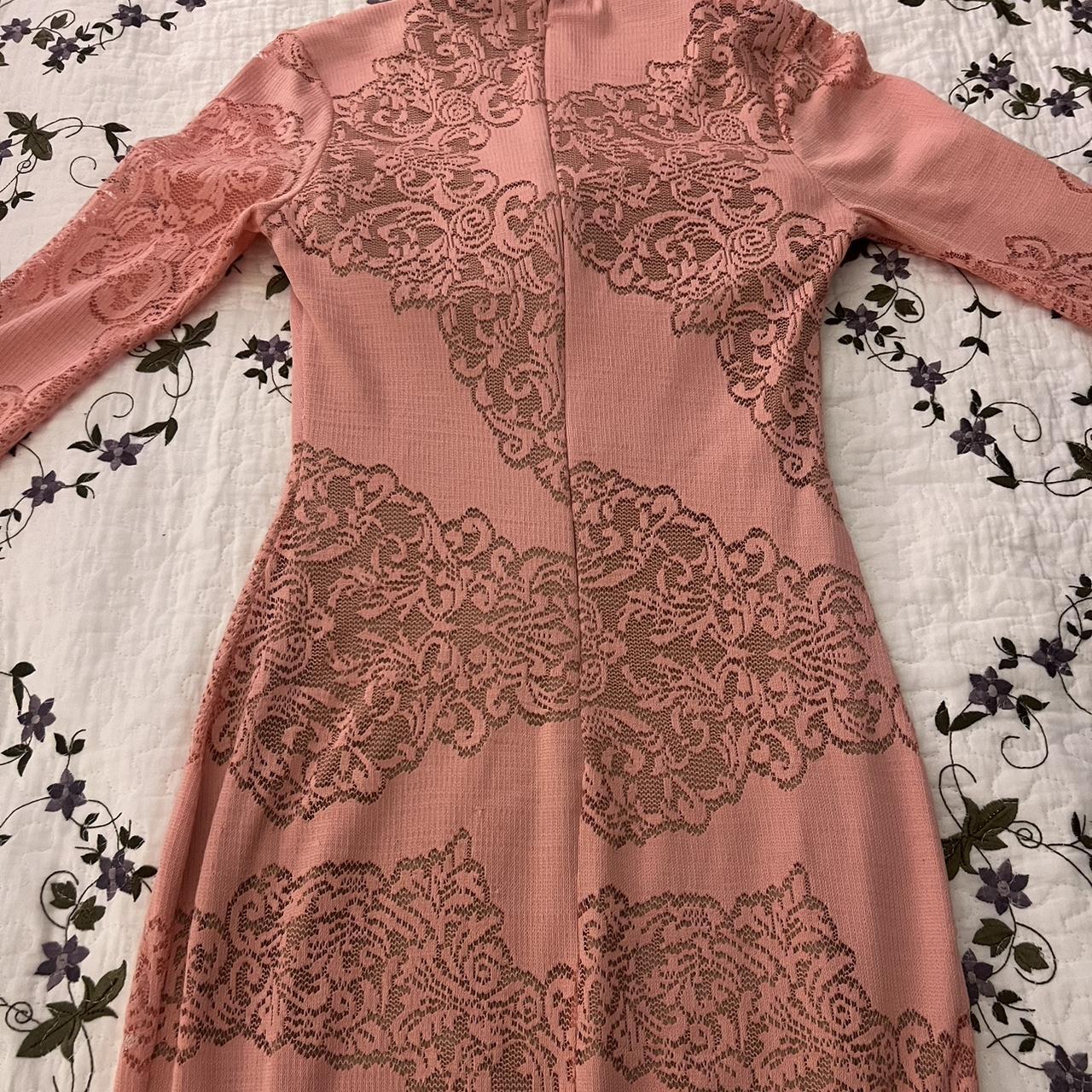 coquette vintage pink dress -zipper is in great... - Depop