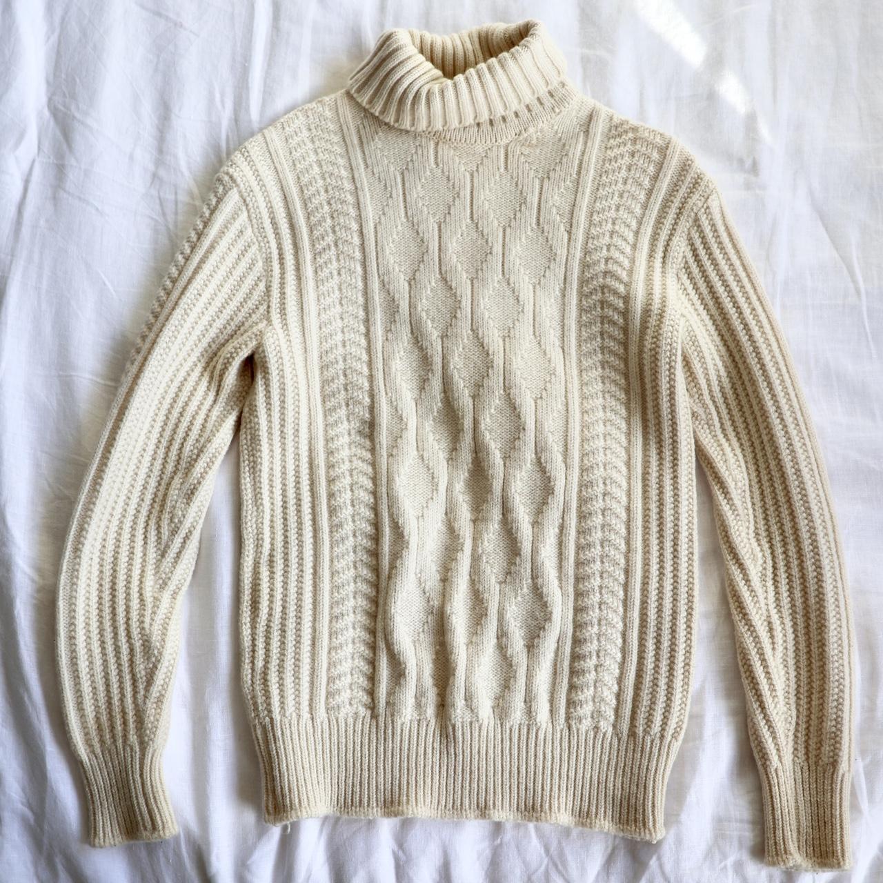 100% wool, made in Australia 🐏 Vintage cable knit,... - Depop