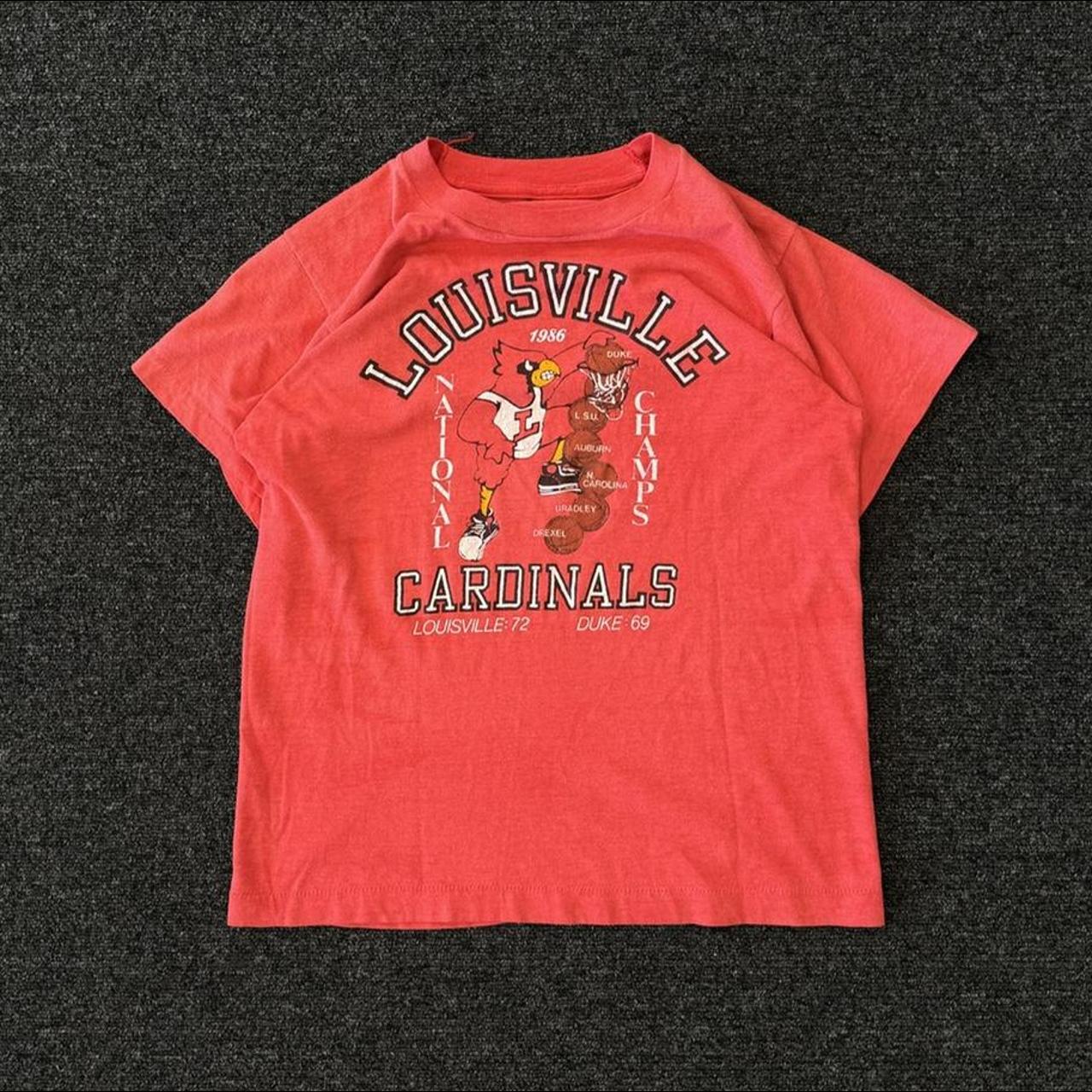 Vintage Louisville Cardinals Tee Size - Depop