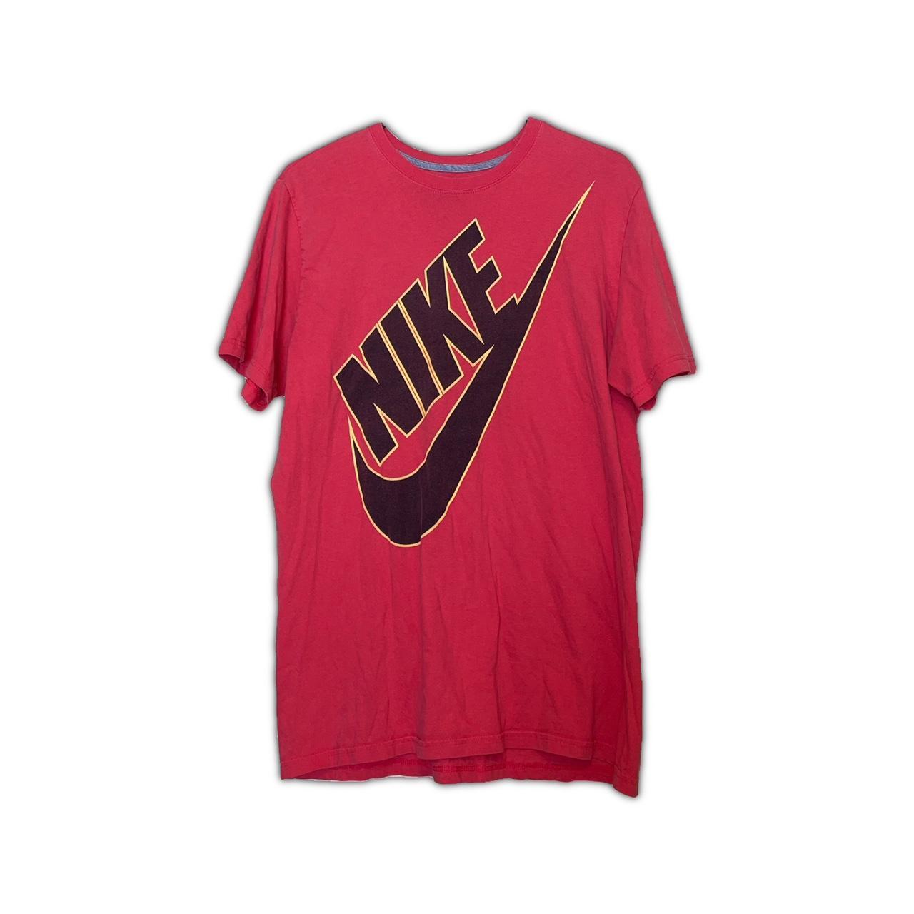 Nike Men's Red And Black T-shirt 