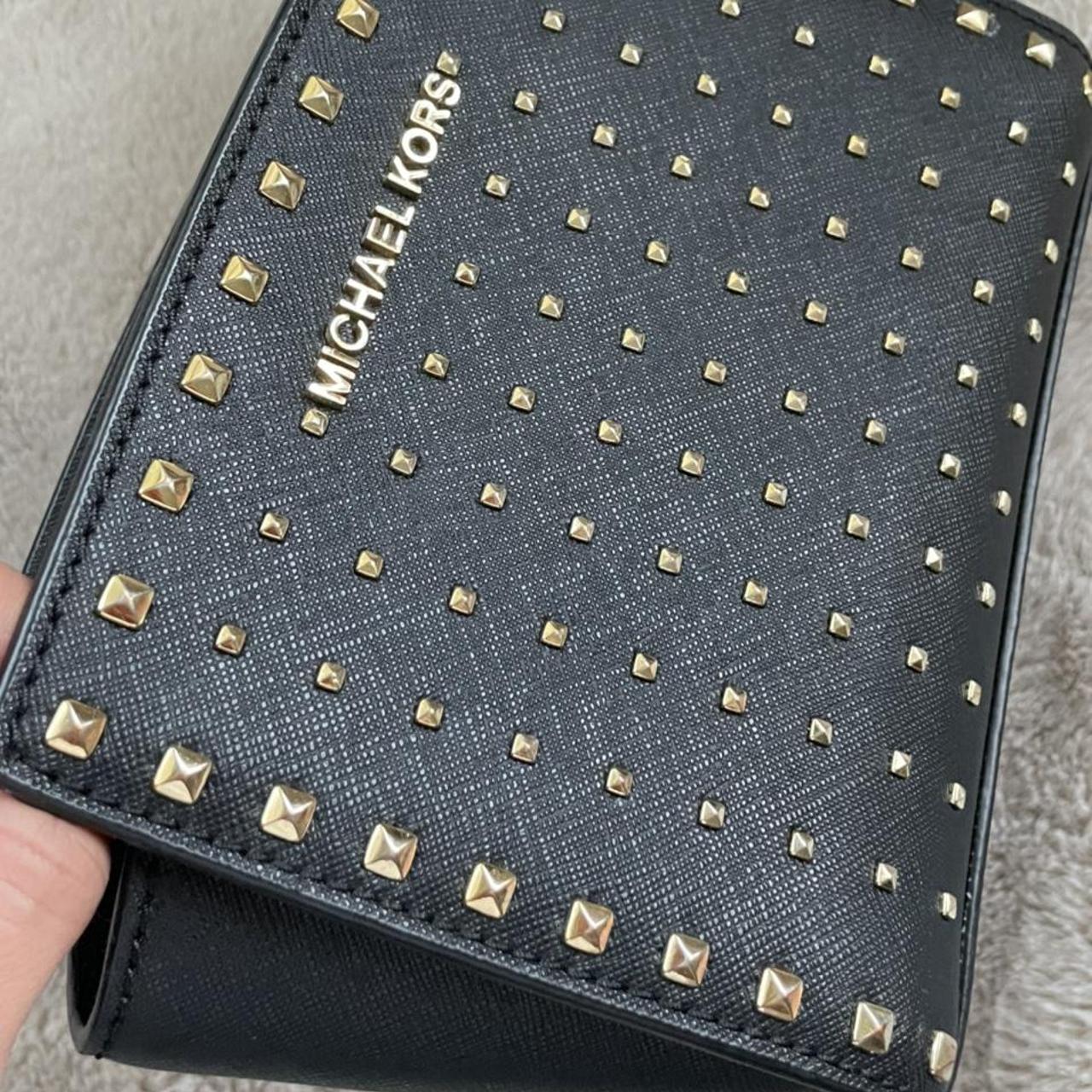 Michael Kors small black wallet #michaelkors - Depop