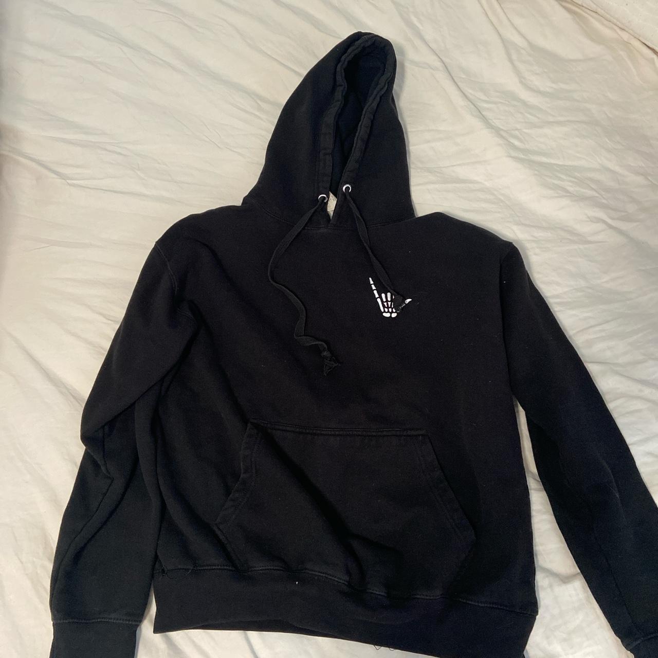 Tillys deals black hoodie