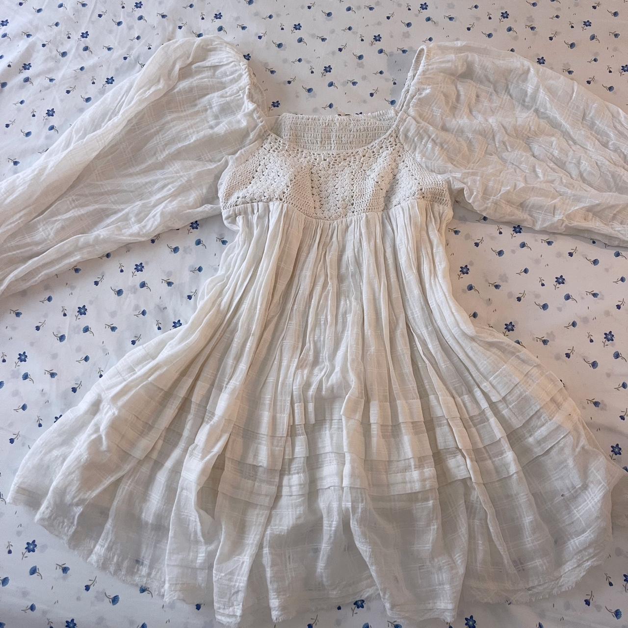 Free People Women's White Dress | Depop