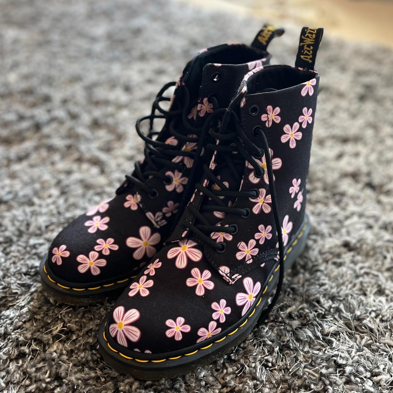 Pink floral doc martens best sale