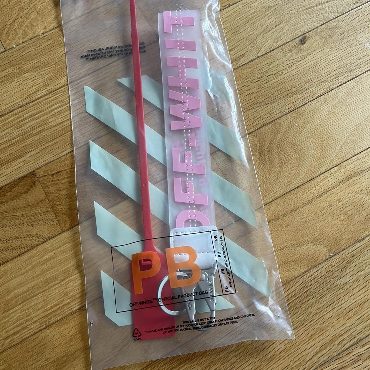 Off-White Women's Pink and White Accessory (2)