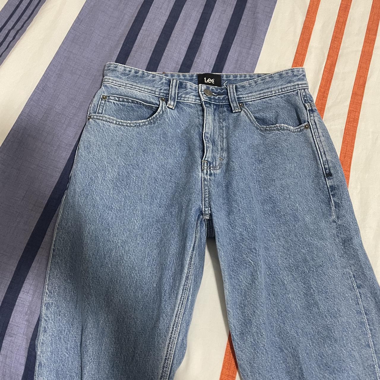 size 28 straight fit LEE jeans 👥 #jeans #pants... - Depop