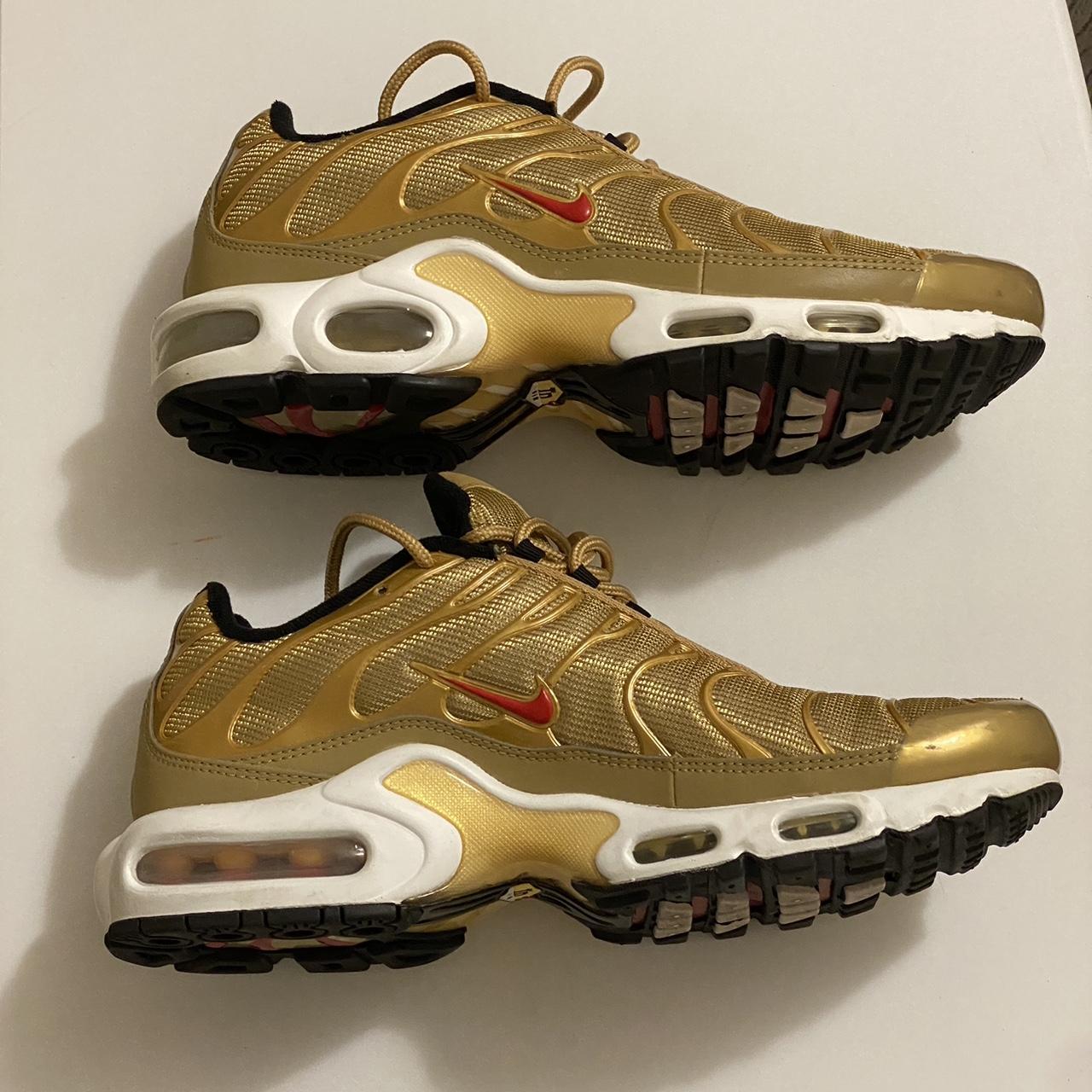 air max plus tn gold