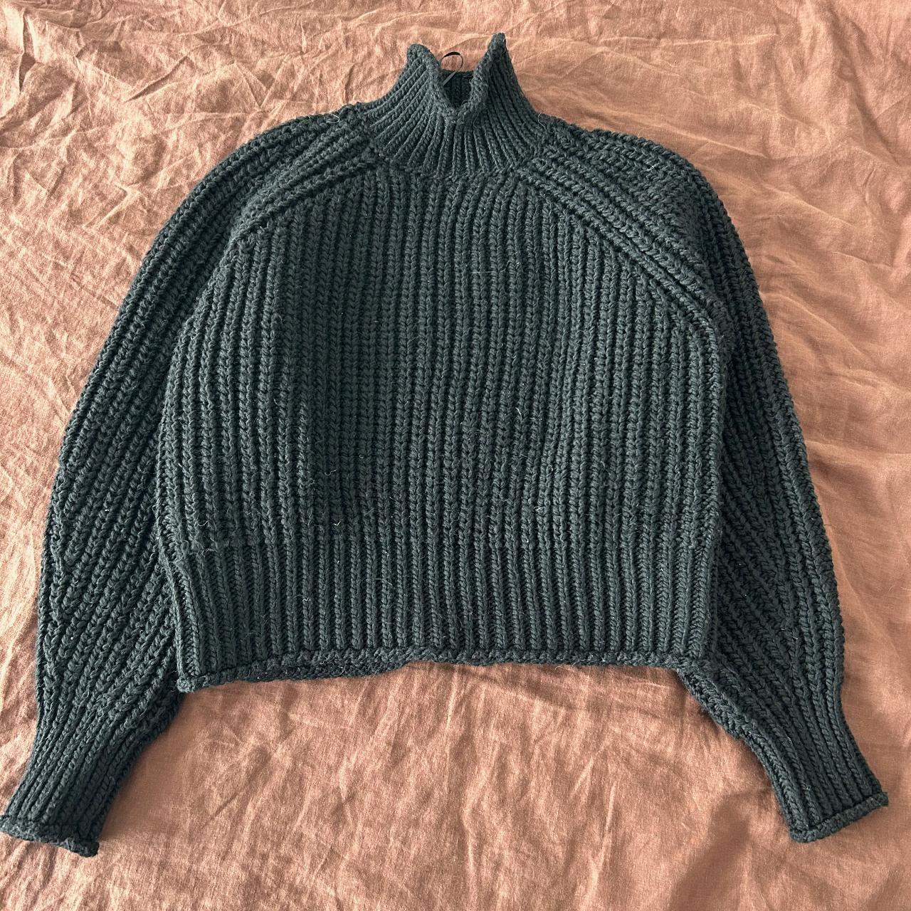 H&M Women's Black Jumper Depop