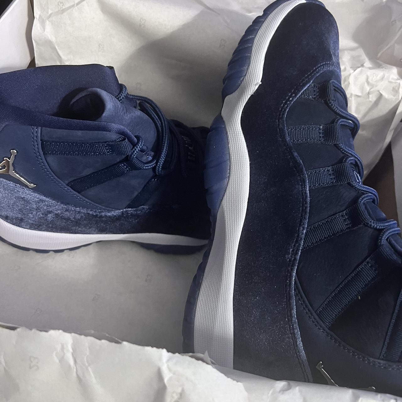 royal blue suede jordan 11