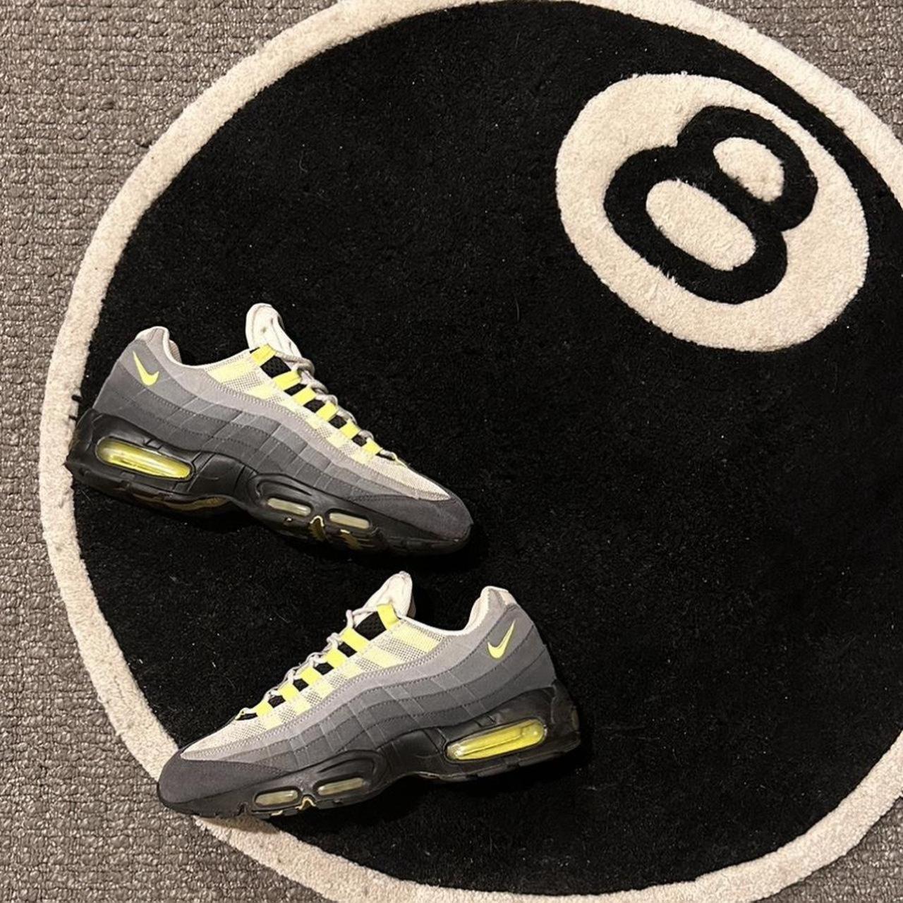 mens nike air max 95 og neon stores