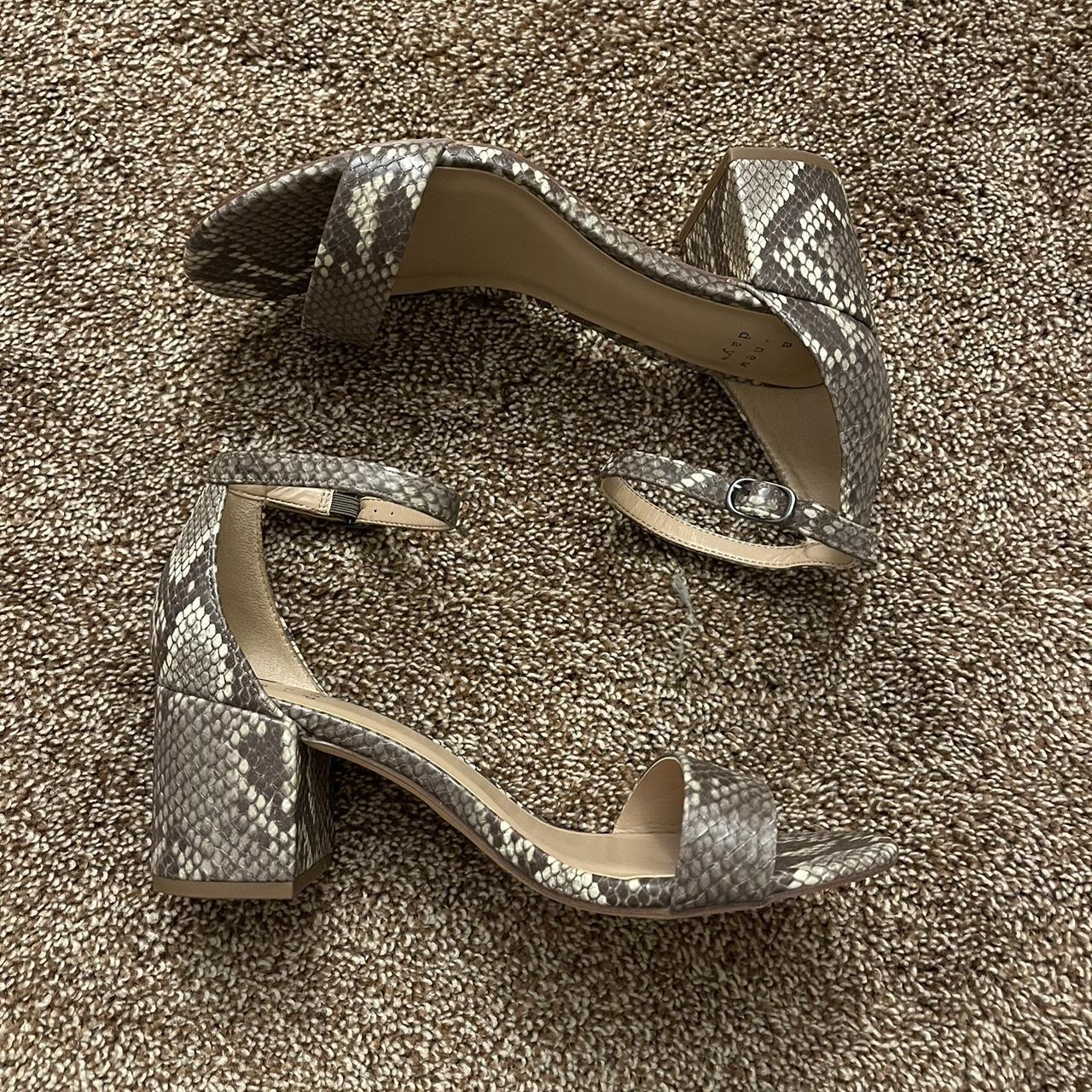 gray kitten heel shoes