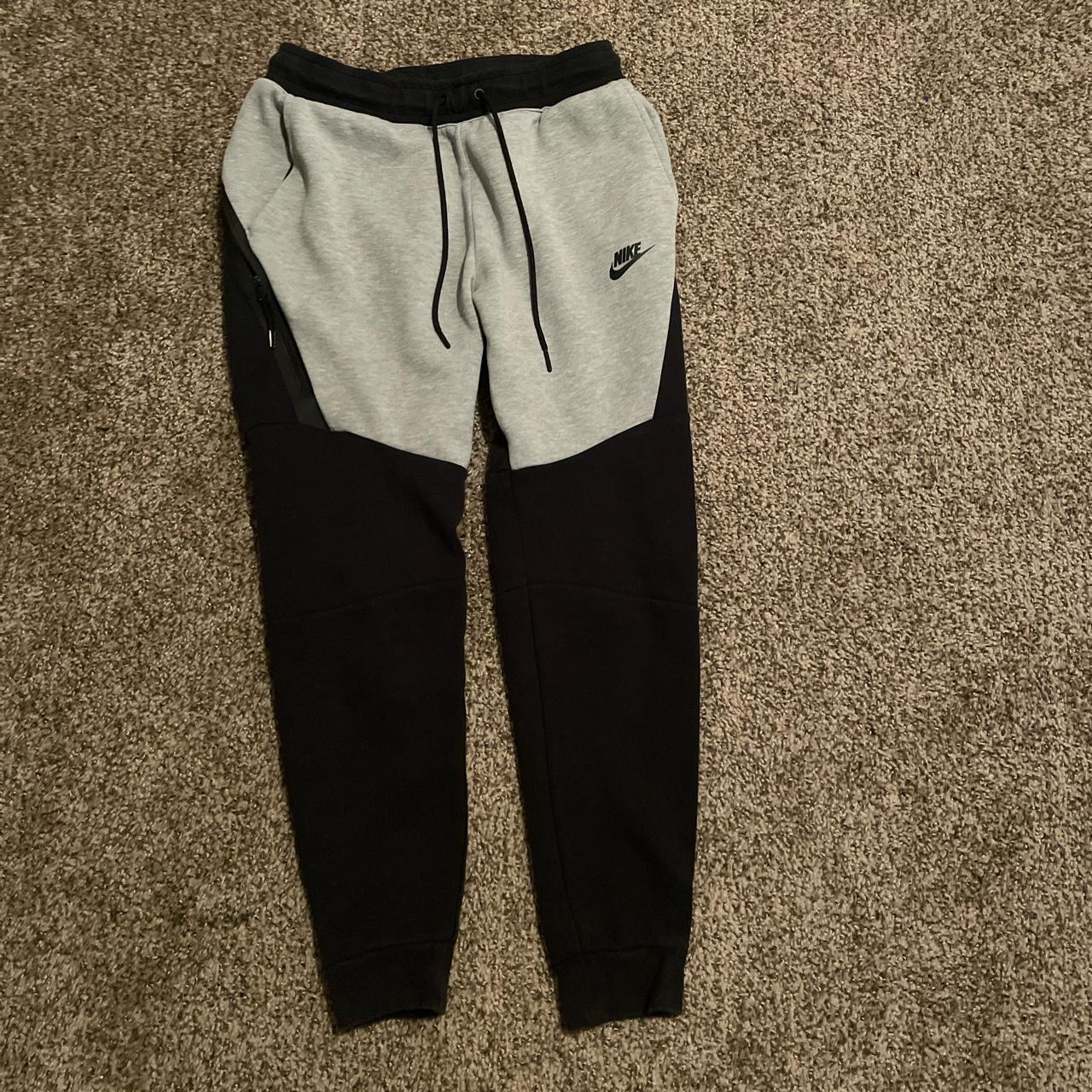 Nike Men's Joggerstracksuits Depop