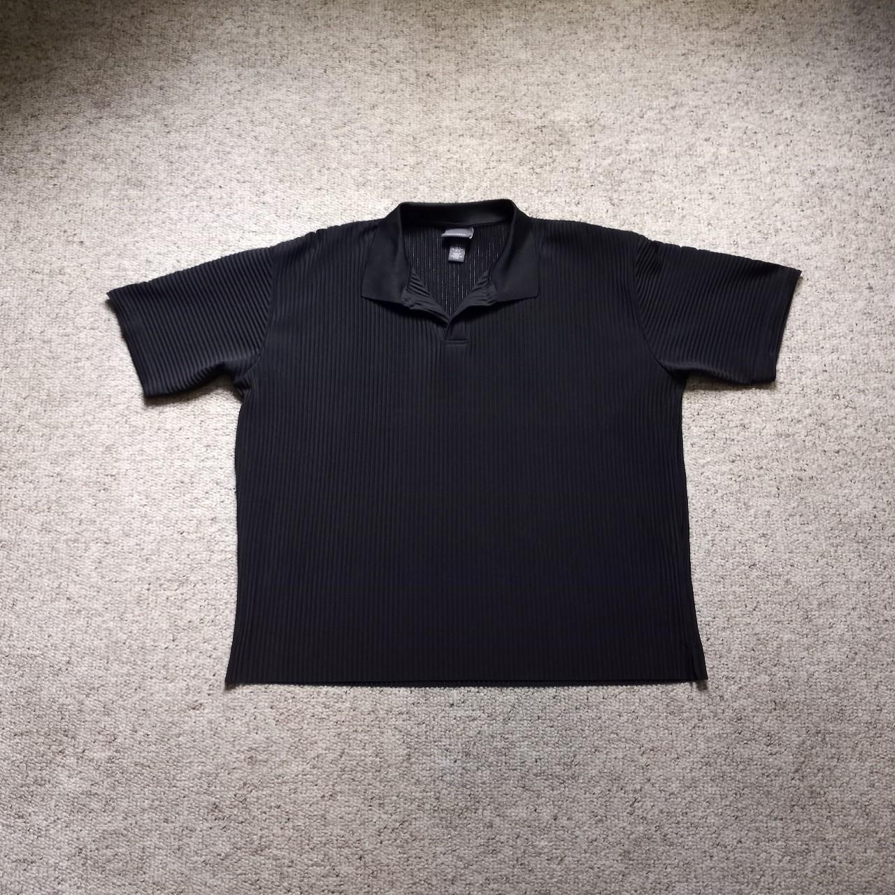 H&M Black Ribbed Polo Worn only twice, once to try... - Depop