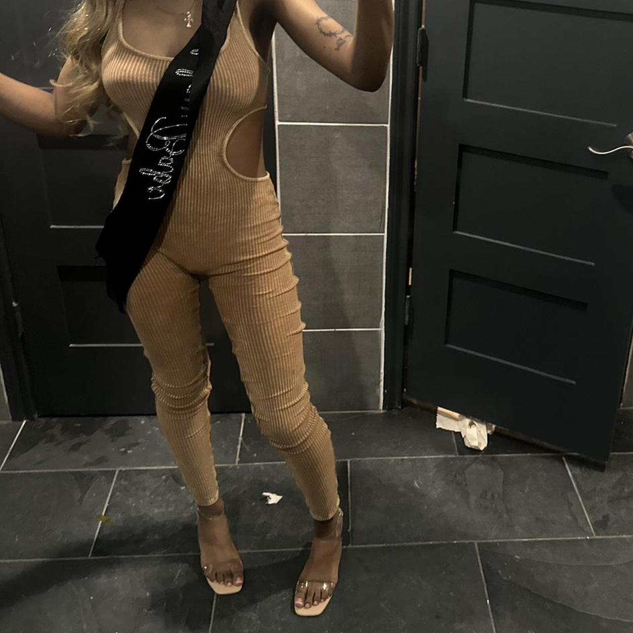 Keep Thriving Ribbed Jumpsuit On Fashion Nova🤎,