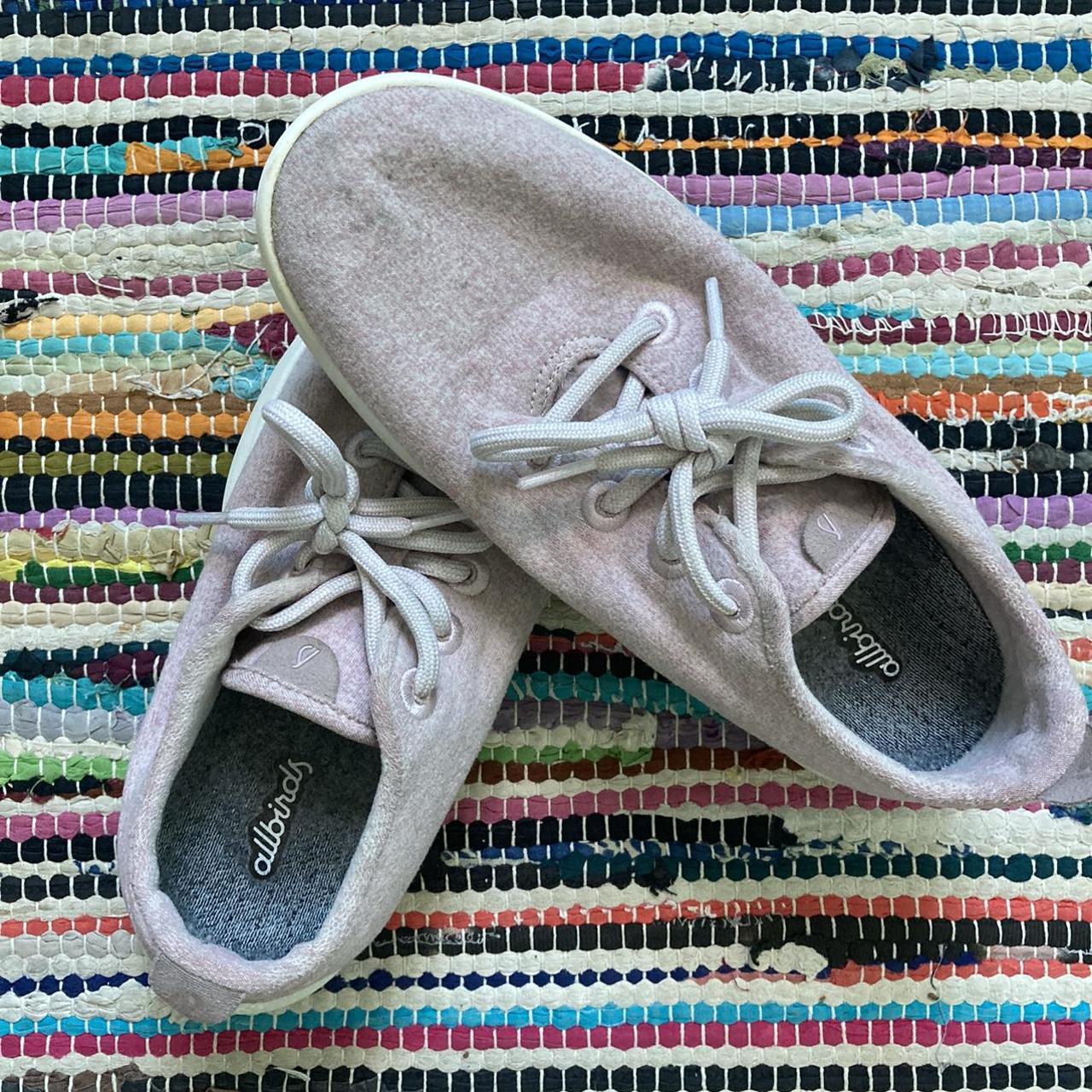 Light deals pink allbirds