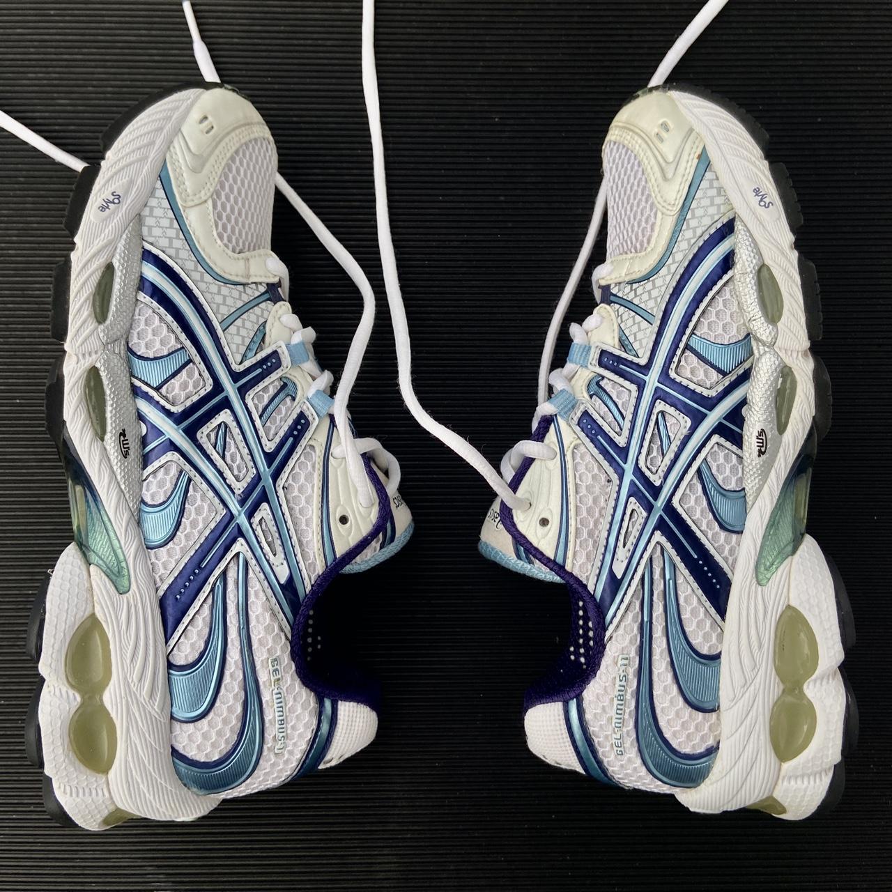 asics gel nimbus 20 azure white