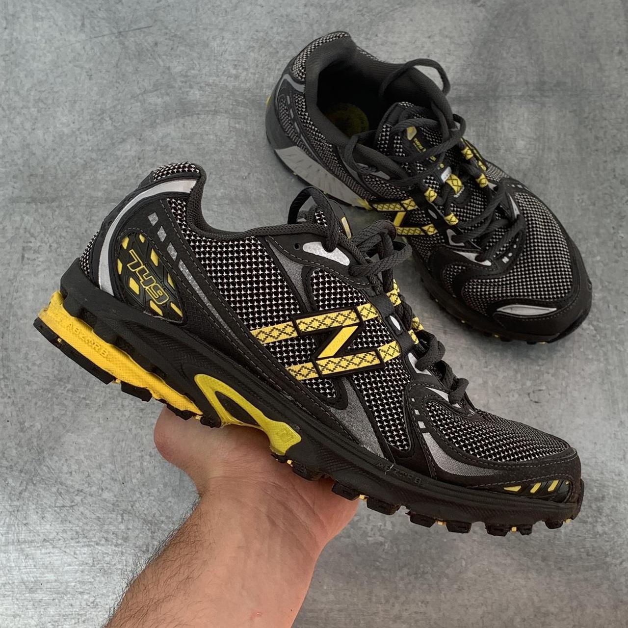 New Balance 749 Black Yellow Size UK 7.5 men s